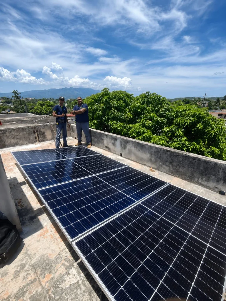 Paneles solares en cuba 1